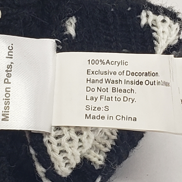 Dog Sweater Black & White Polka Dot by Smoochie Pooch Size S - Picture 4 of 4